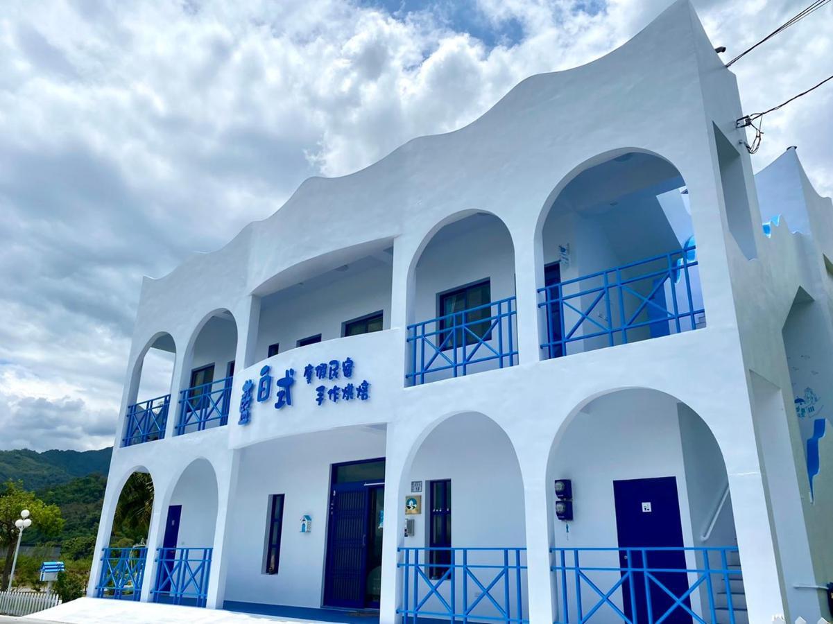 Blue And White Style Holiday B&B Гуаншан Екстериор снимка
