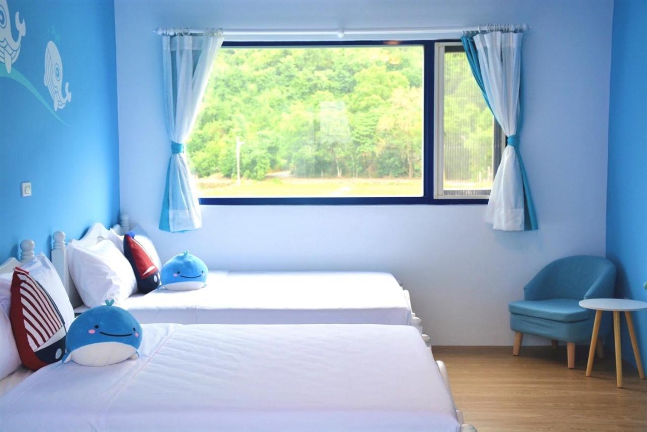 Blue And White Style Holiday B&B Гуаншан Екстериор снимка