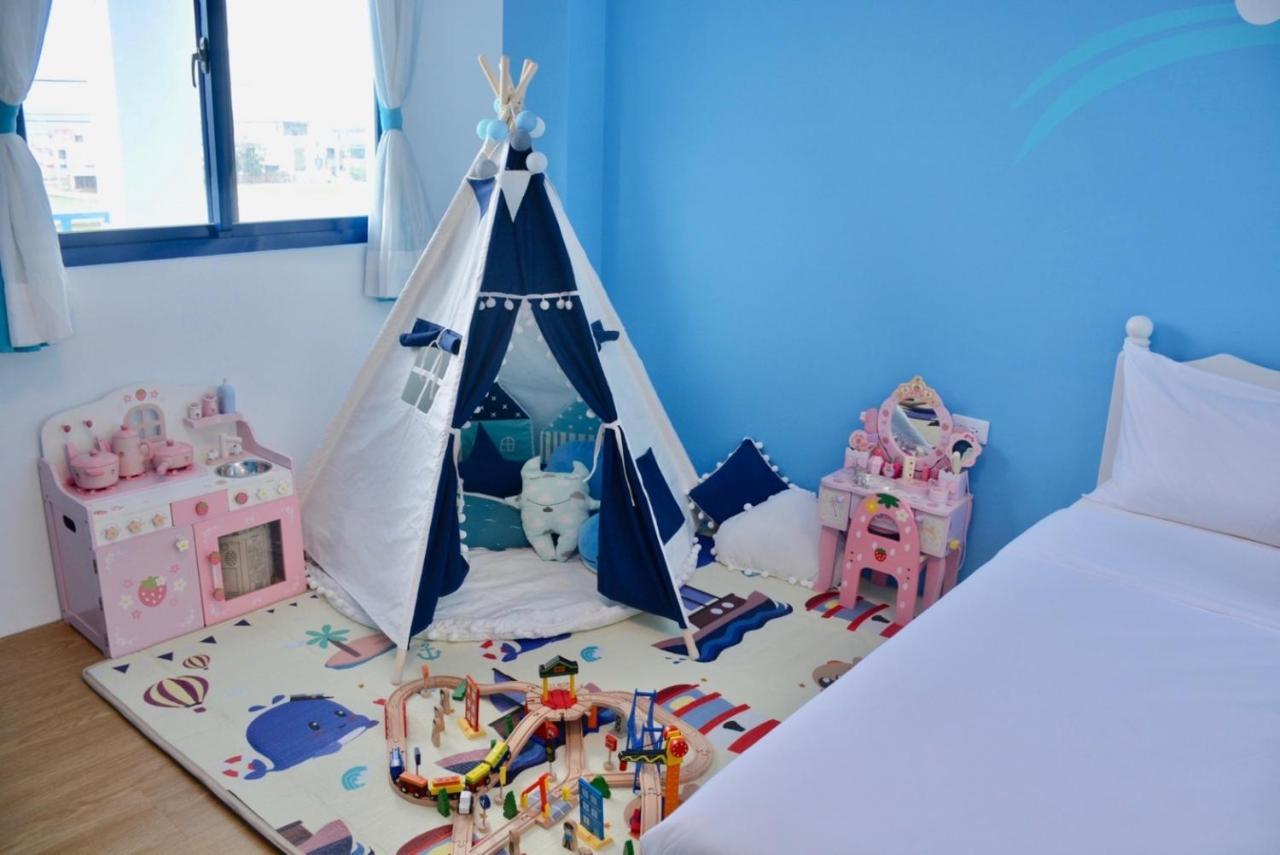 Blue And White Style Holiday B&B Гуаншан Екстериор снимка